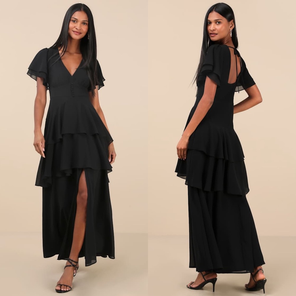NWT LULUS Tiered Ruffle Short Sleeve V-Neck Smocked Open Back Whimsigoth Dress M